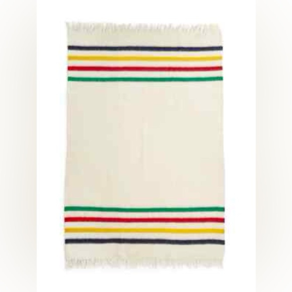 HUDSON’S BAY COMPANY Caribou Throw